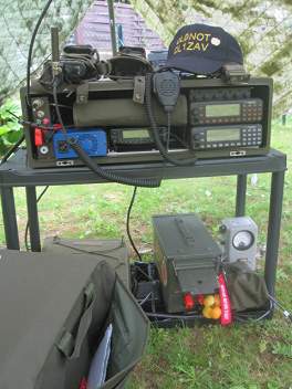 Motorola UHF-Analog/Digital Portable Repeater Solar Powered 12V/25A Battery Backup